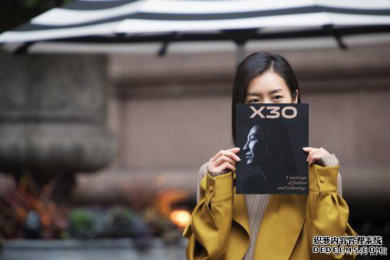 vivo X30ϵлAlexander Wang һ